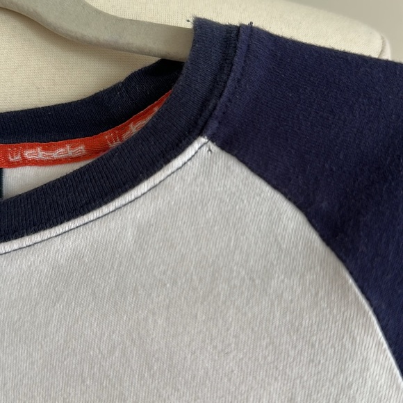 DADA SUPREME Basketball T-Shirt Raglan Long Sleeve Ring Neck Spell Out Medium - Picture 15 of 16